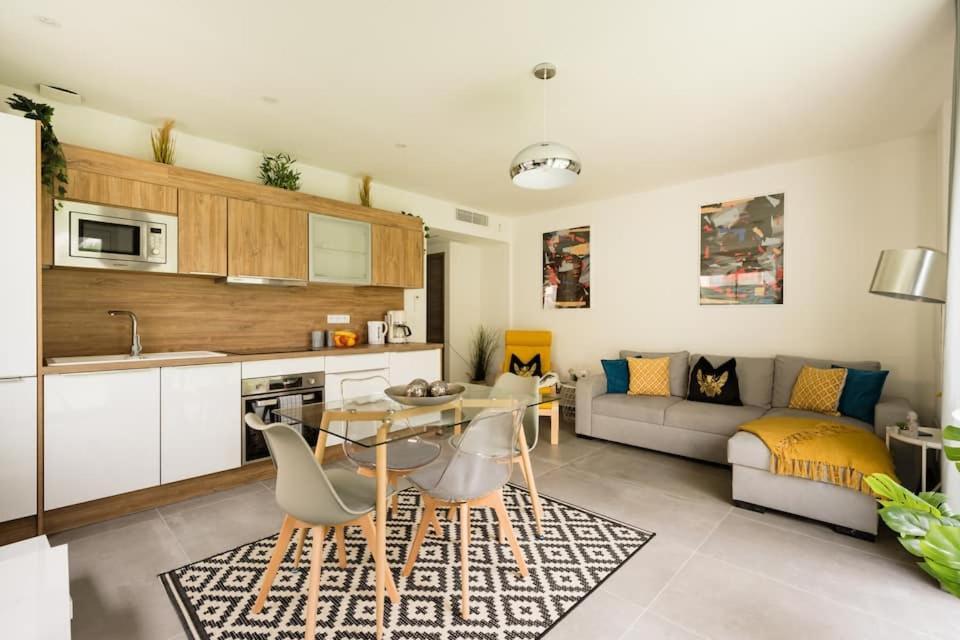 Apartamento Stylish New 1 Bedroom In Juan Les Pins